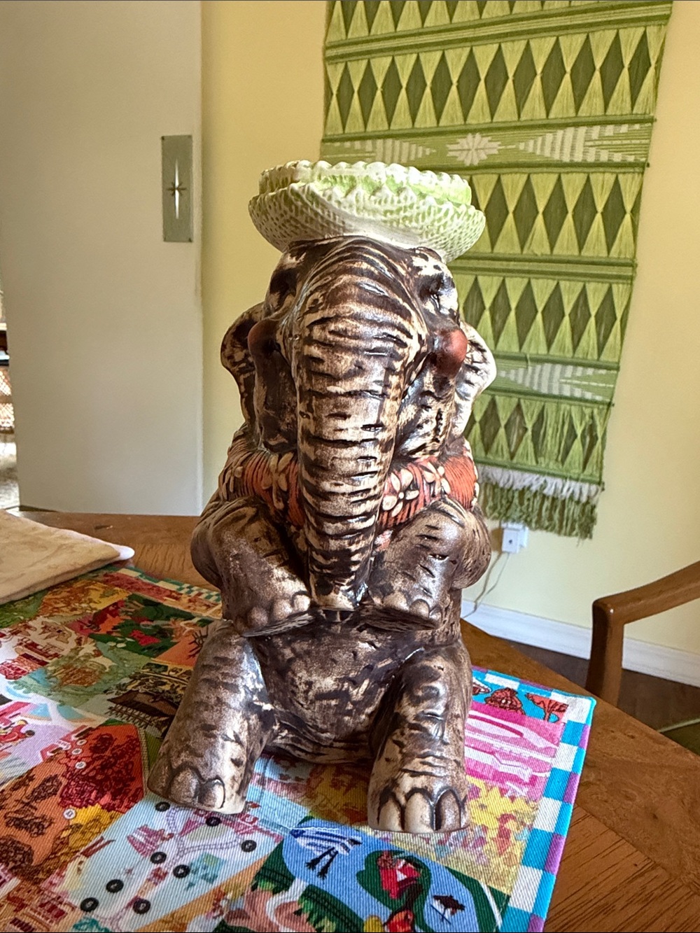 Tikiland Trading - Tiki Tony Sunbathing Bertha Tiki Mug